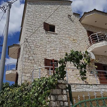 מלון סרנדה Eglent'S Tourist House מראה חיצוני תמונה