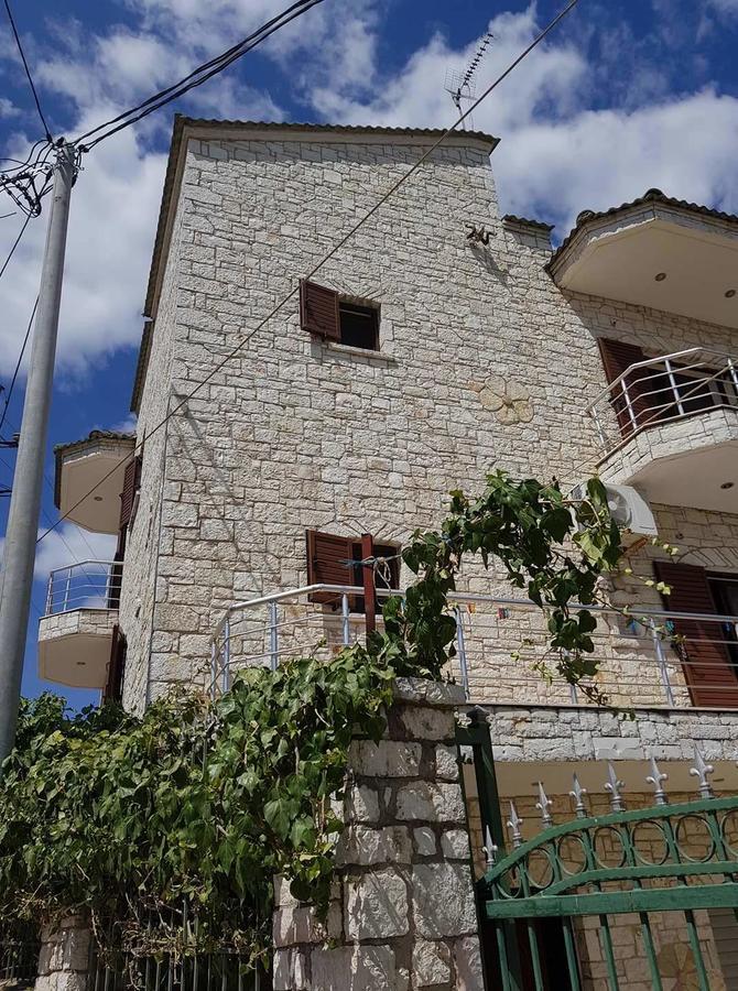 מלון סרנדה Eglent'S Tourist House מראה חיצוני תמונה